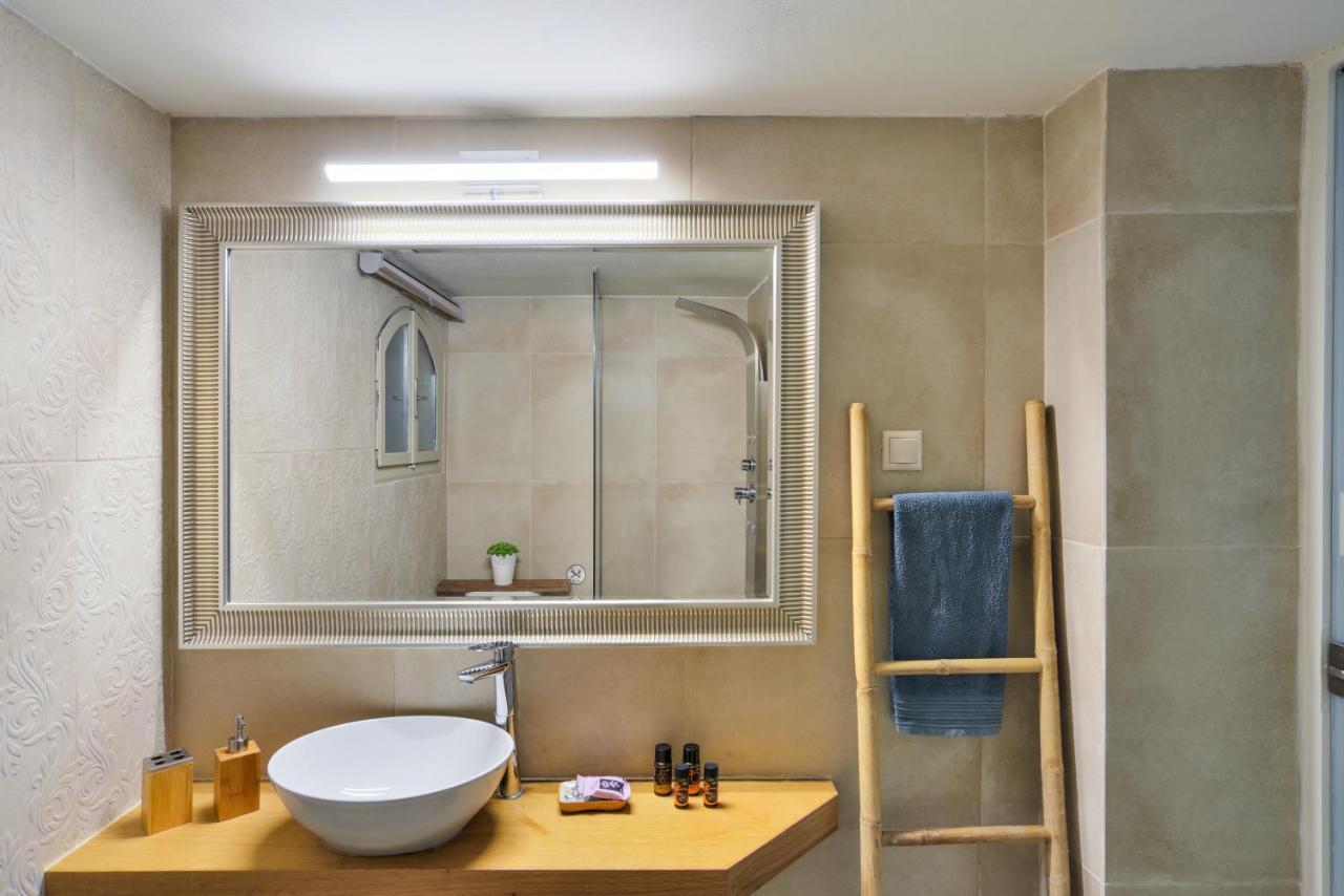 Thalassa Mou Seafront Suite Hanya Dış mekan fotoğraf
